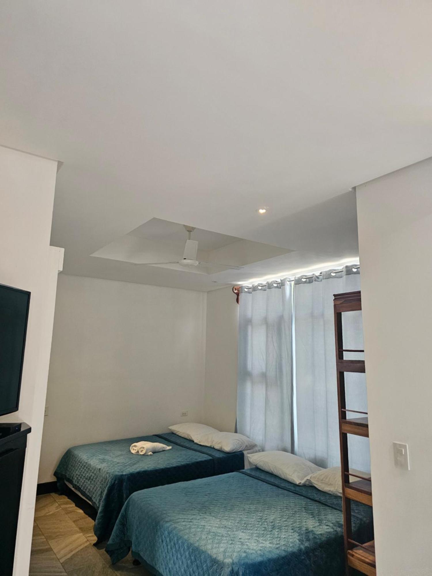 קפוס Pura Vida Apartments חדר תמונה